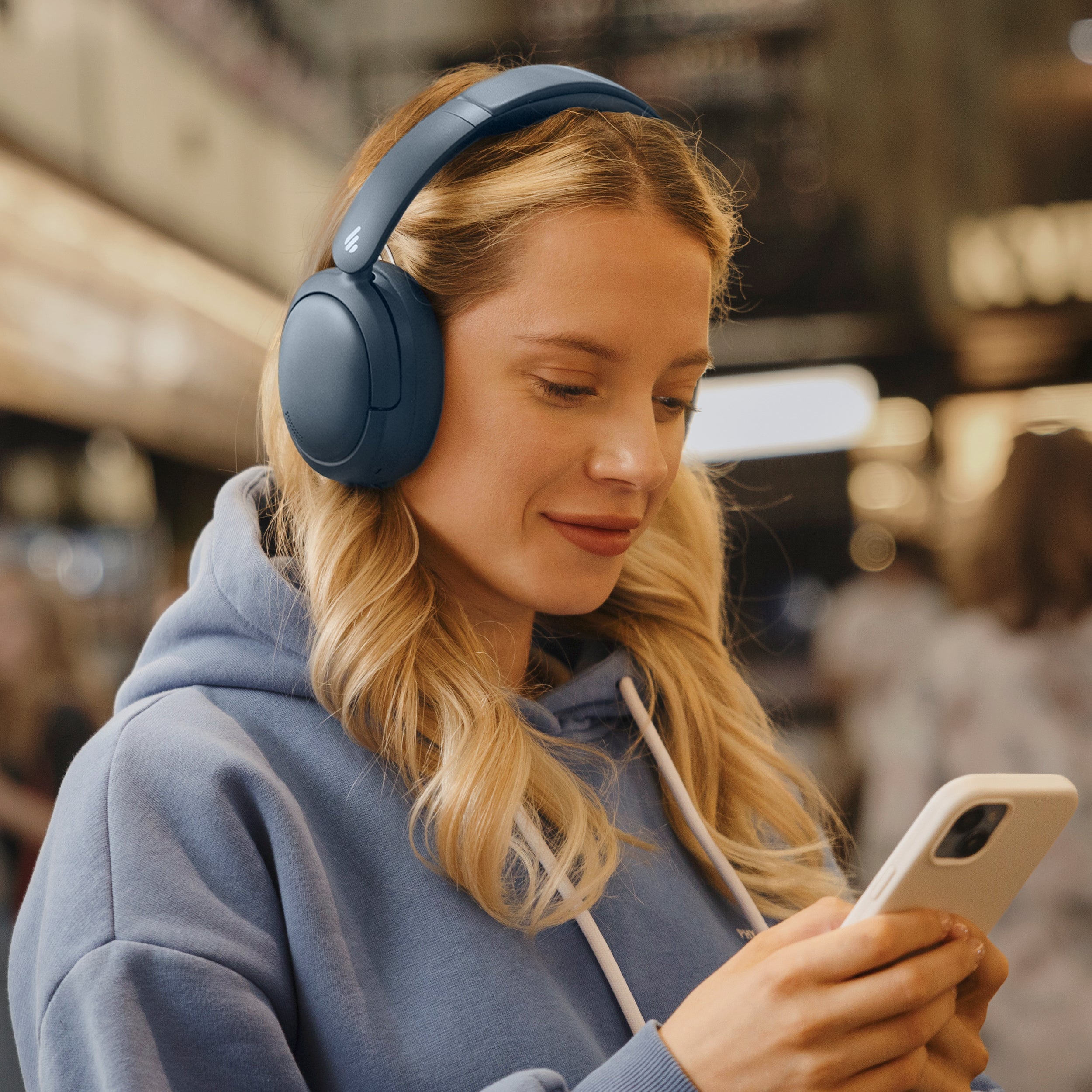Casque hybride à réduction active du bruit V80