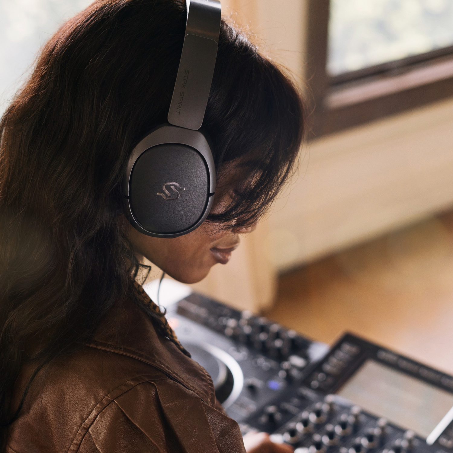 Casque magnétique planaire sans fil Stax Spirit S5