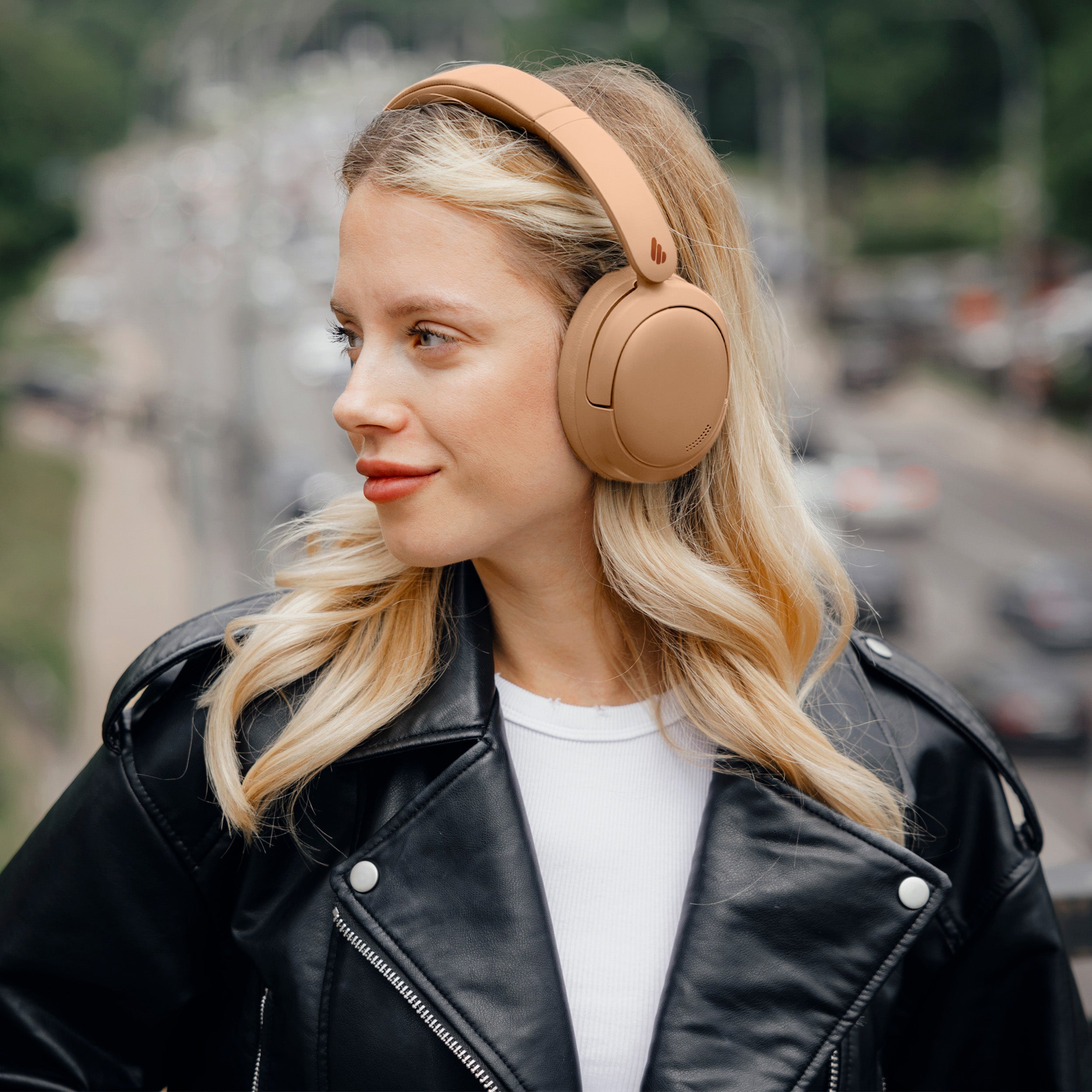 Casque hybride à réduction active du bruit V80