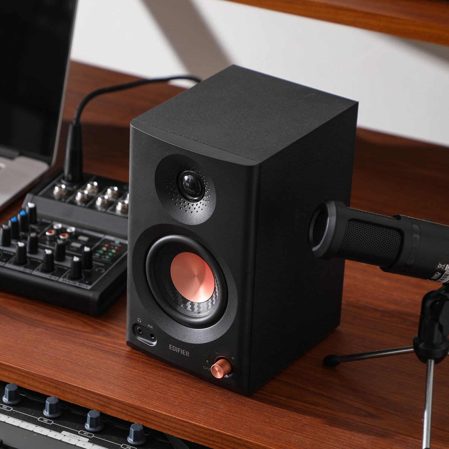 MR3 Studio Monitor – Edifier Canada MR3 Studio Monitor – Edifier Canada